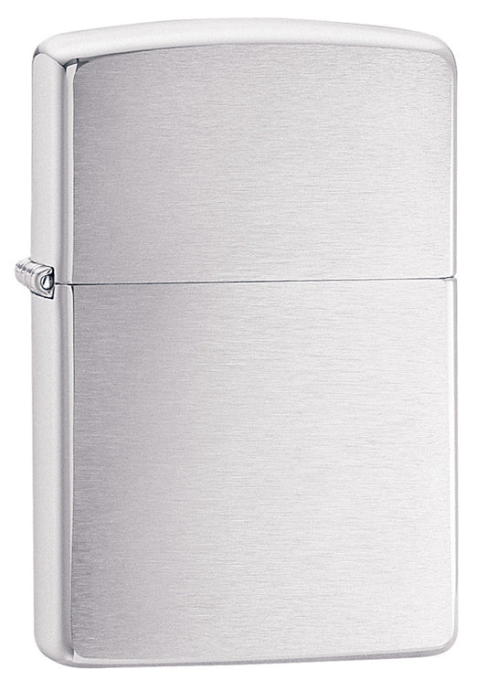 Zippo Feuerzeug Frontansicht ¾ Winkel gebürstetes Chrom in dickwandig