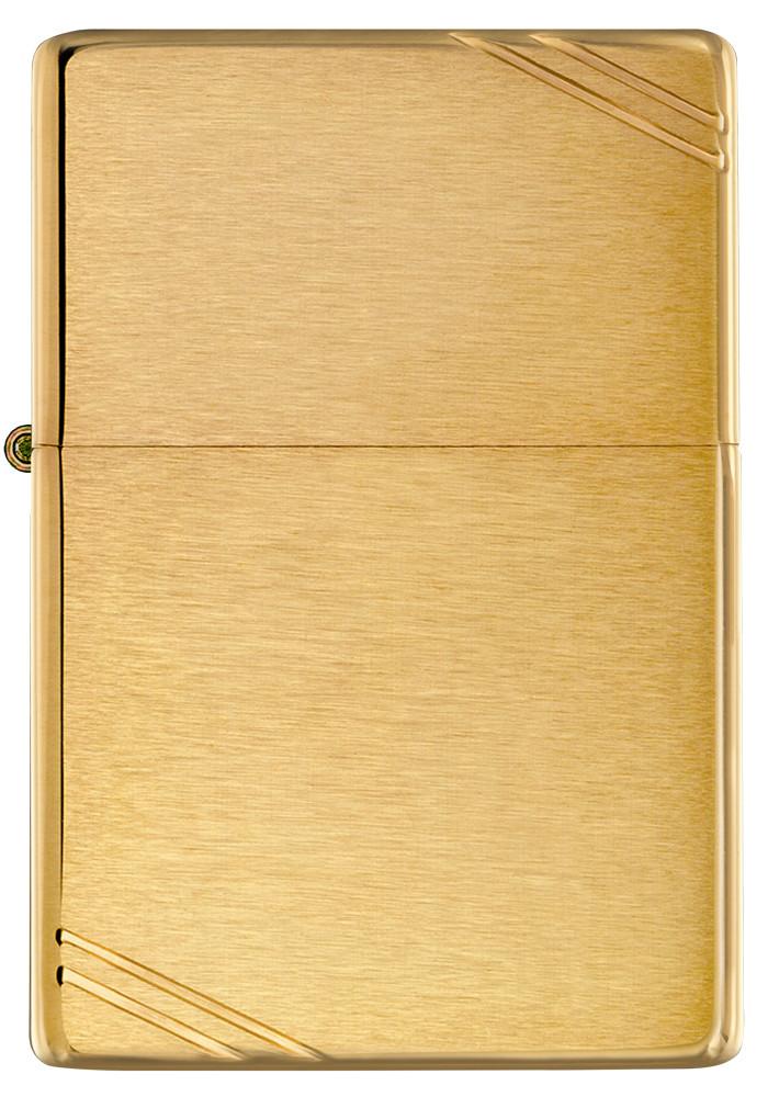 Frontansicht Zippo Feuerzeug Vintage Brass Brushed mit dekorativen Schrägstrichen an beiden Ecken